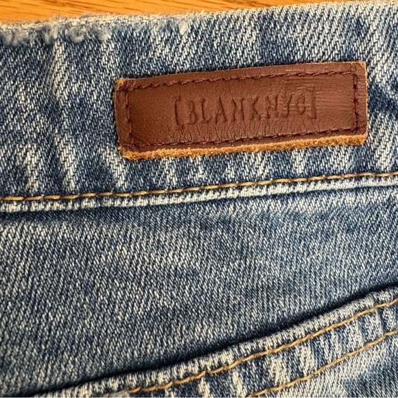 BLANK NYC The Baxter Ribcage Straight Leg High Rise Distressed Denim Jeans 28 6 - Picture 9 of 17